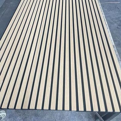 建物の隔音用のポリエステル繊維音響木材隔離用フラウードパネル